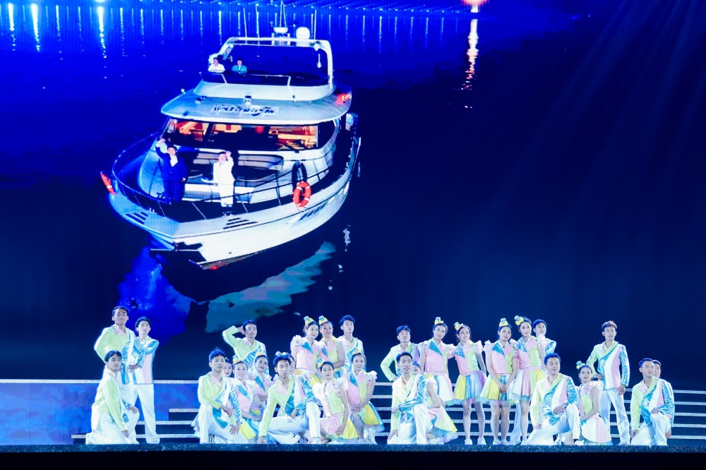 三、晚会节目3.jpg